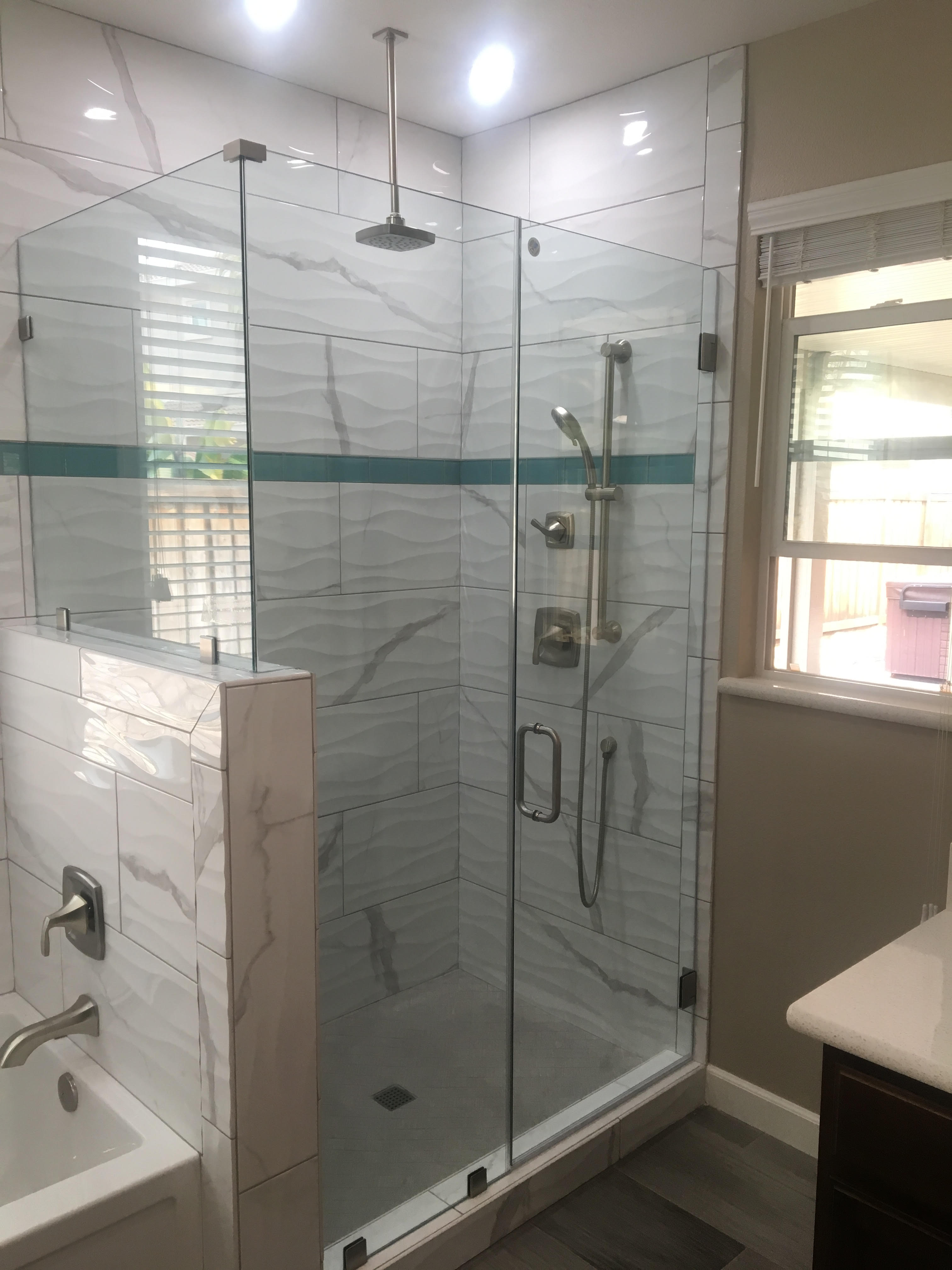 Side glass and heavy plate bypass glass shower door